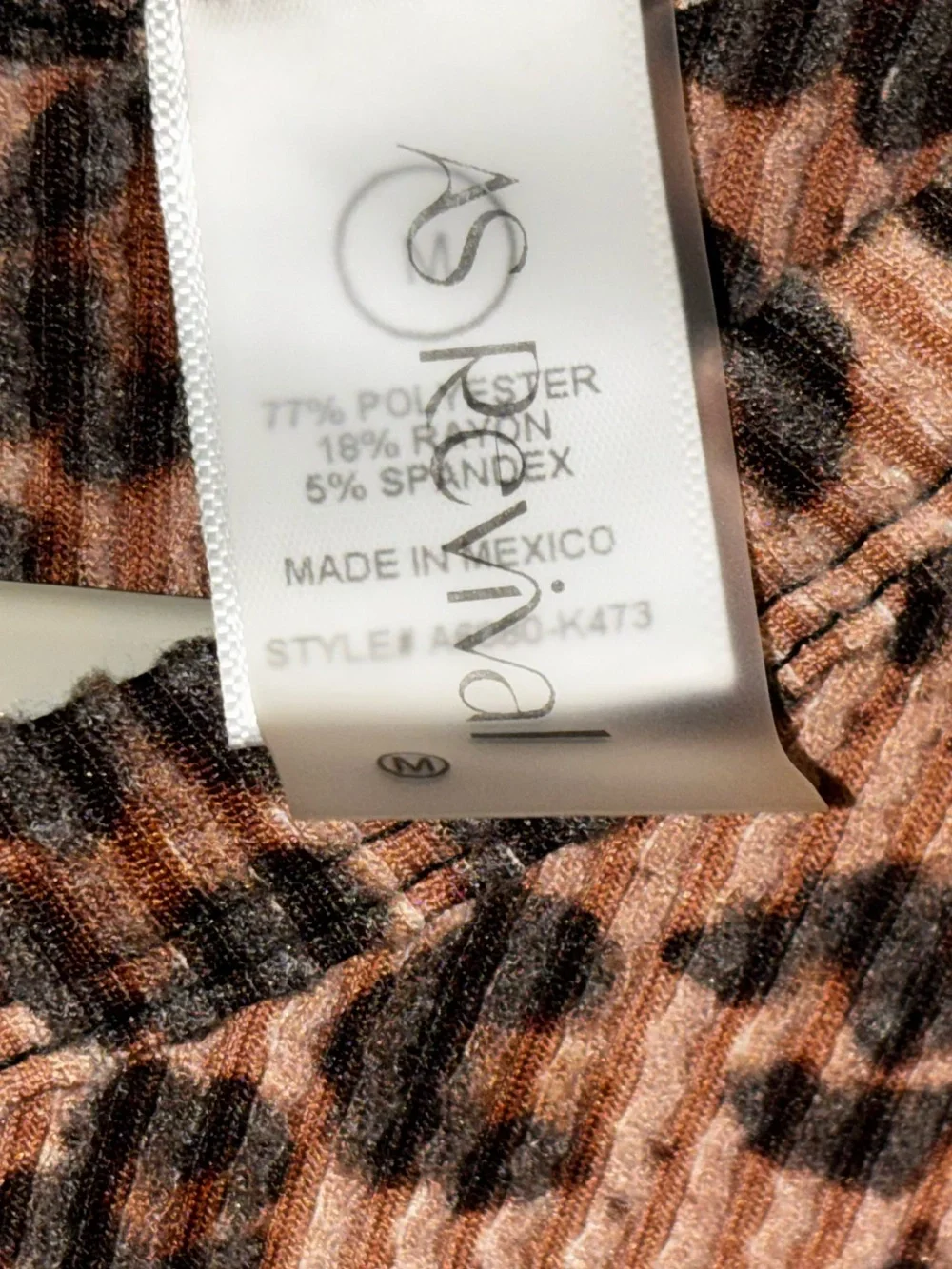 AS Revival leopard print long sleeve top with open back medium - Picture 4 of 4